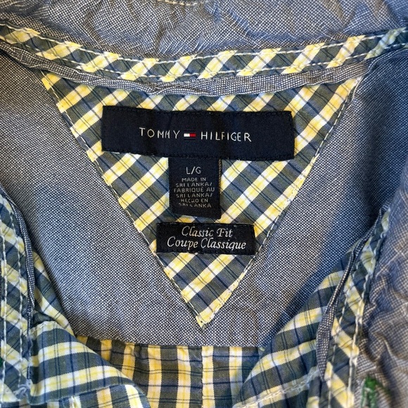 Tommy Hilfiger Button Shirt classic fit size large 100% cotton - Picture 9 of 10